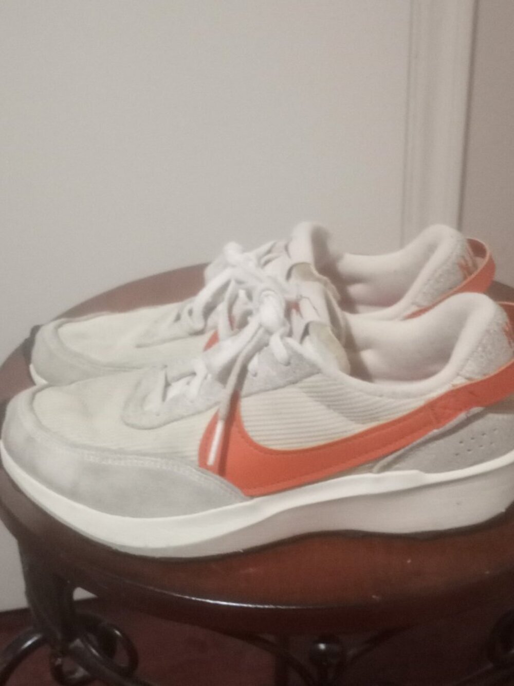 Nike Shoes Womens Size 7 White Sand Beige Waffle Debut Road Running DH9523-100 - Picture 9 of 12